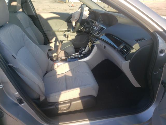 Photo 4 VIN: 1HGCR2F36GA218711 - HONDA ACCORD LX 