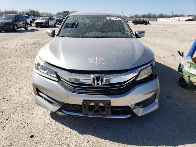 Photo 4 VIN: 1HGCR2F36HA021393 - HONDA ACCORD LX 