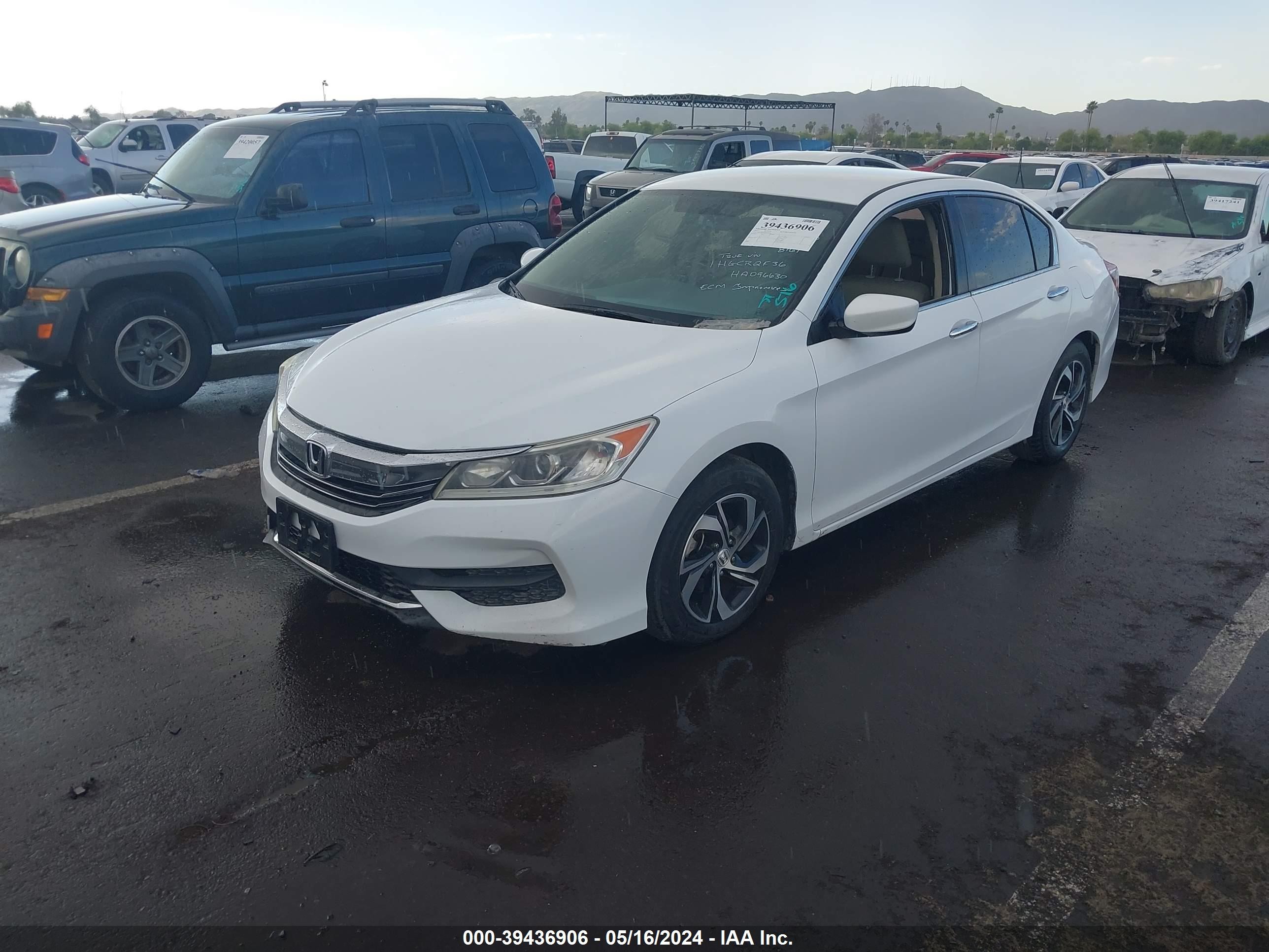 Photo 1 VIN: 1HGCR2F36HA096630 - HONDA ACCORD 