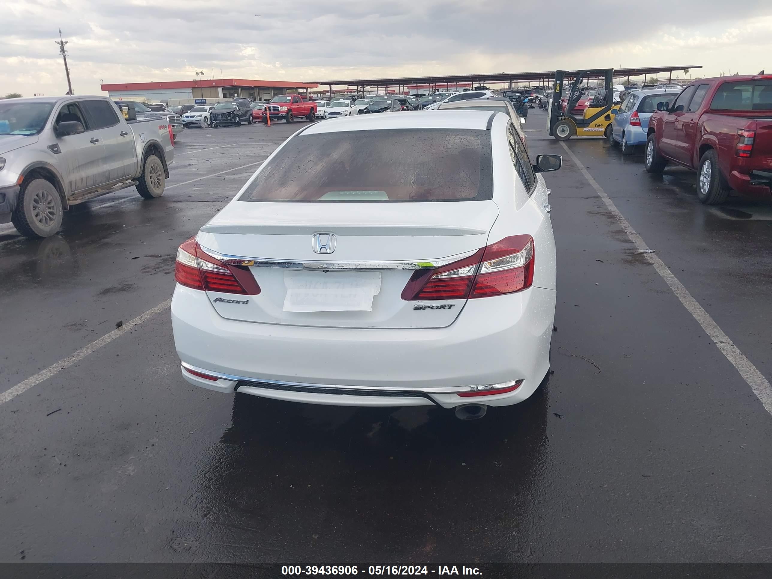 Photo 15 VIN: 1HGCR2F36HA096630 - HONDA ACCORD 