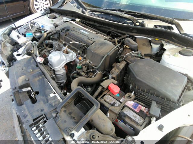 Photo 9 VIN: 1HGCR2F36HA114253 - HONDA ACCORD SEDAN 