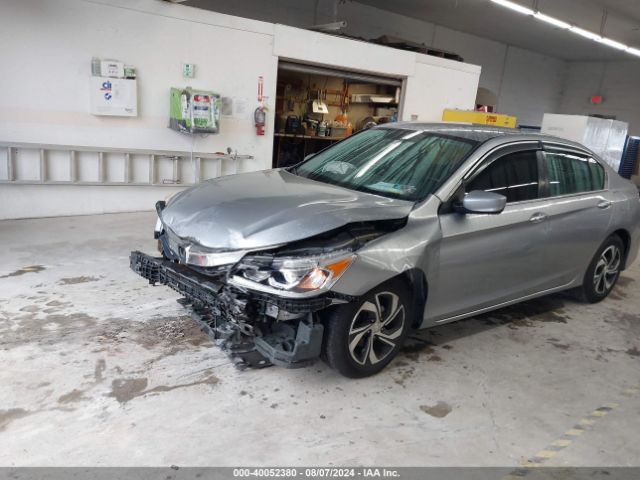 Photo 1 VIN: 1HGCR2F36HA186084 - HONDA ACCORD LX 