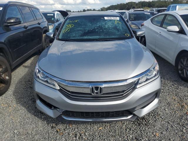 Photo 4 VIN: 1HGCR2F36HA210738 - HONDA ACCORD LX 