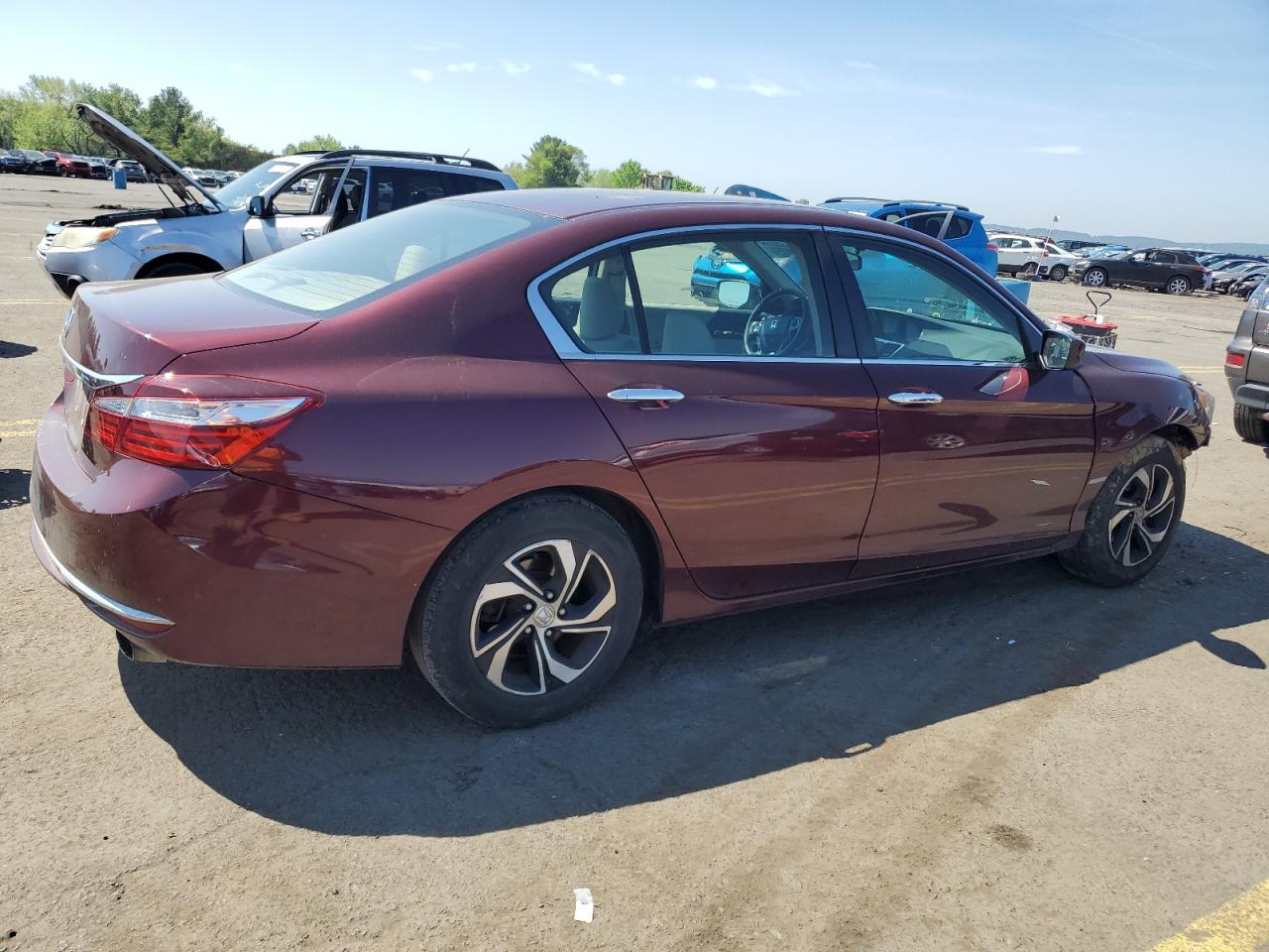 Photo 2 VIN: 1HGCR2F36HA240404 - HONDA ACCORD 