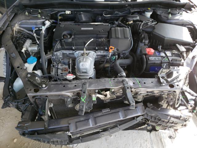 Photo 6 VIN: 1HGCR2F36HA253217 - HONDA ACCORD LX 