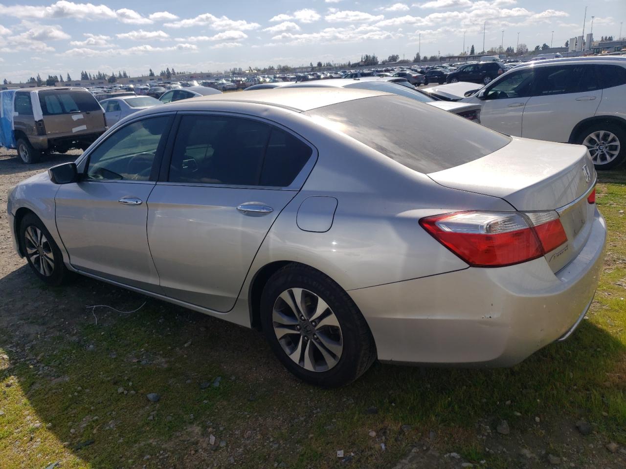 Photo 1 VIN: 1HGCR2F37DA082584 - HONDA ACCORD 