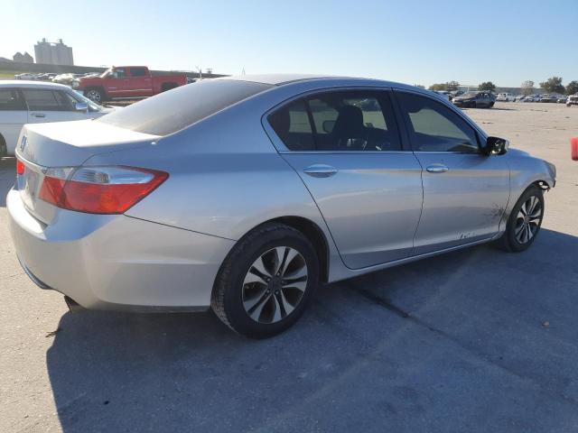 Photo 2 VIN: 1HGCR2F37DA092869 - HONDA ACCORD LX 