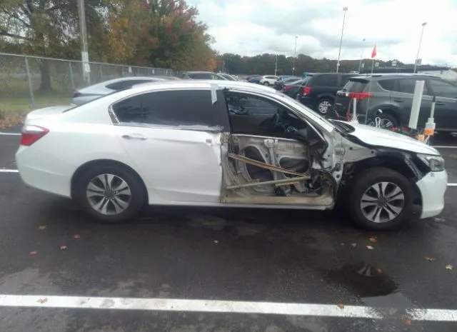 Photo 5 VIN: 1HGCR2F37DA161446 - HONDA ACCORD SDN 