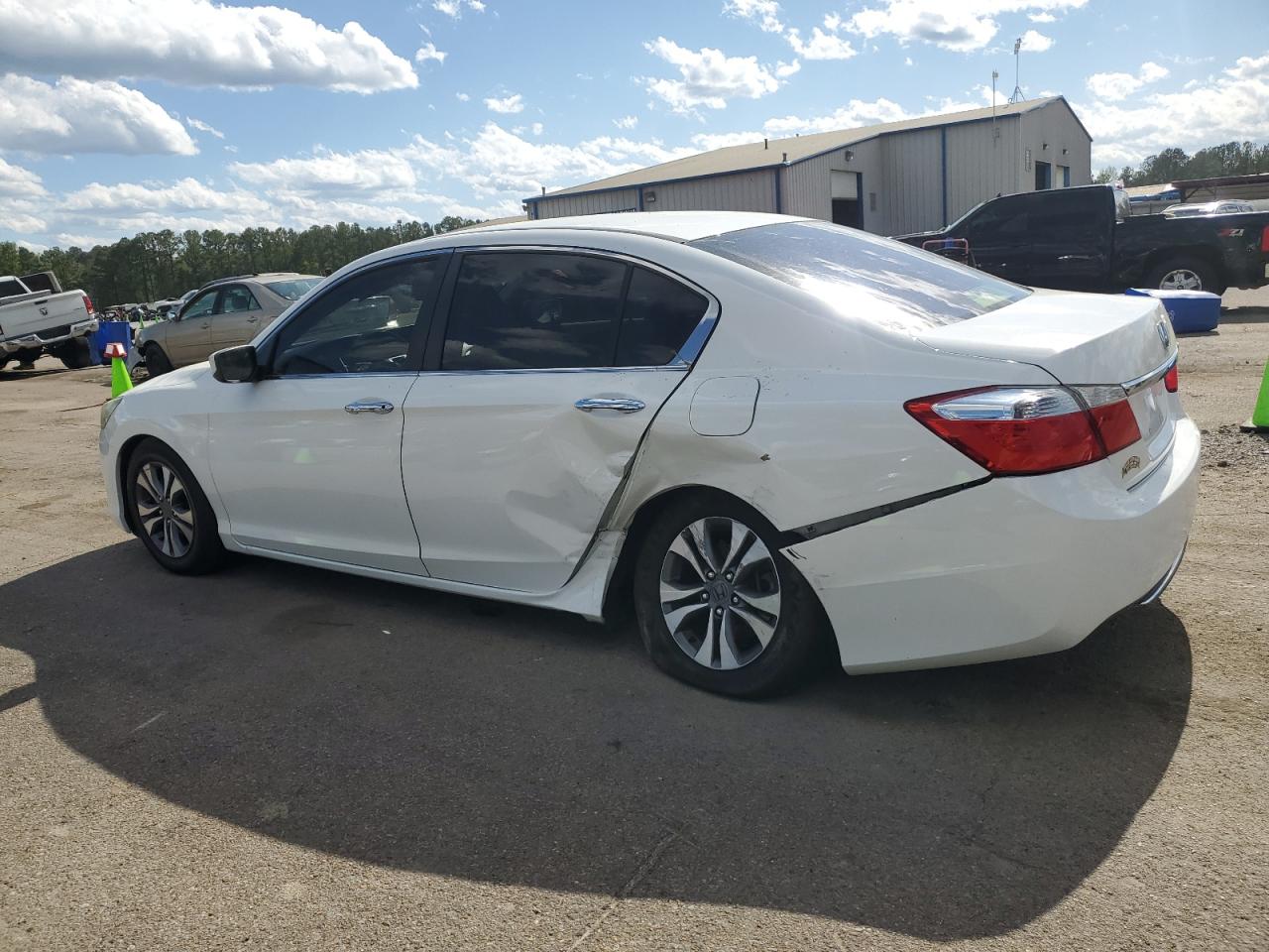 Photo 1 VIN: 1HGCR2F37DA200178 - HONDA ACCORD 