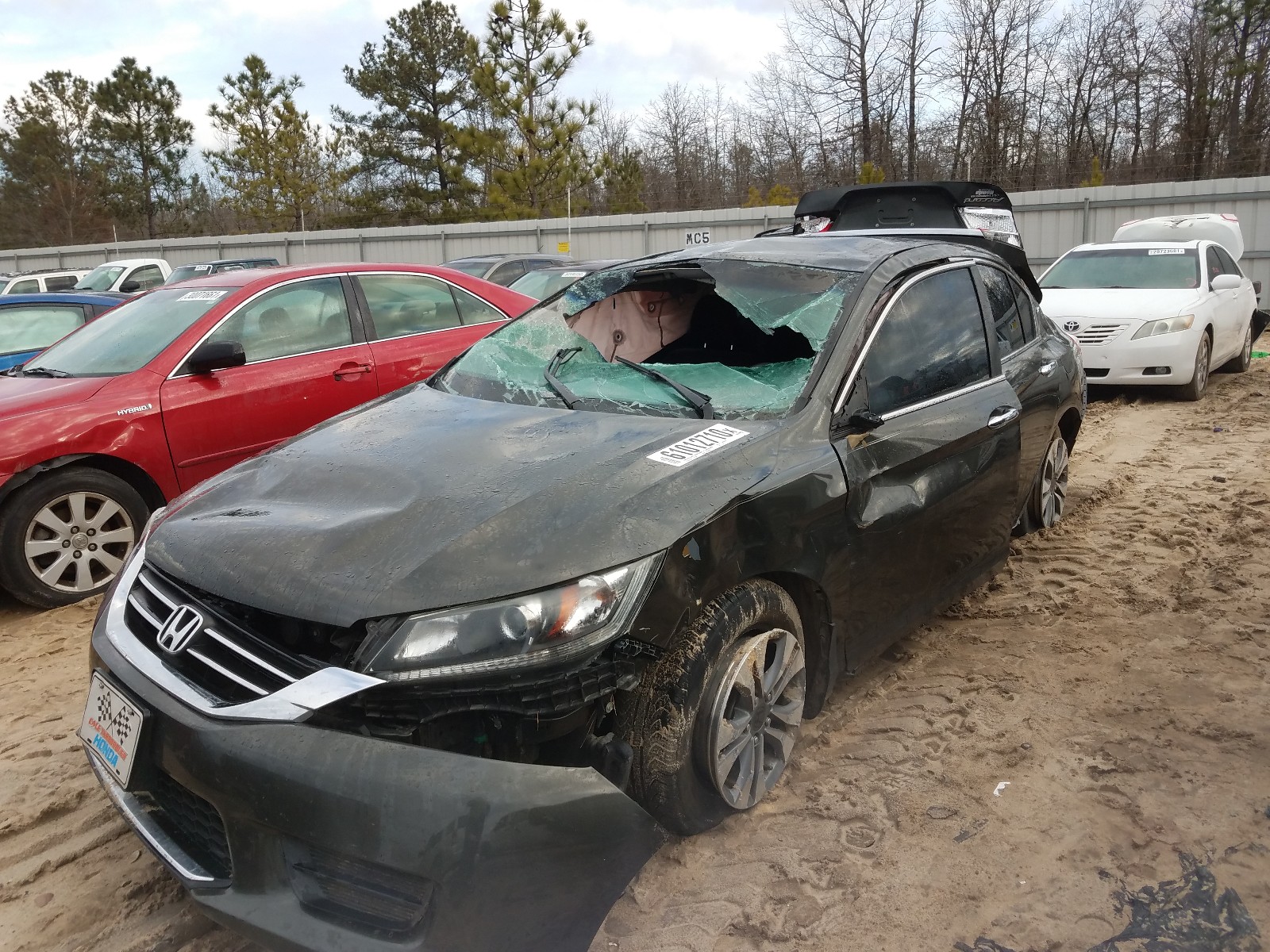 Photo 1 VIN: 1HGCR2F37DA271381 - HONDA ACCORD LX 