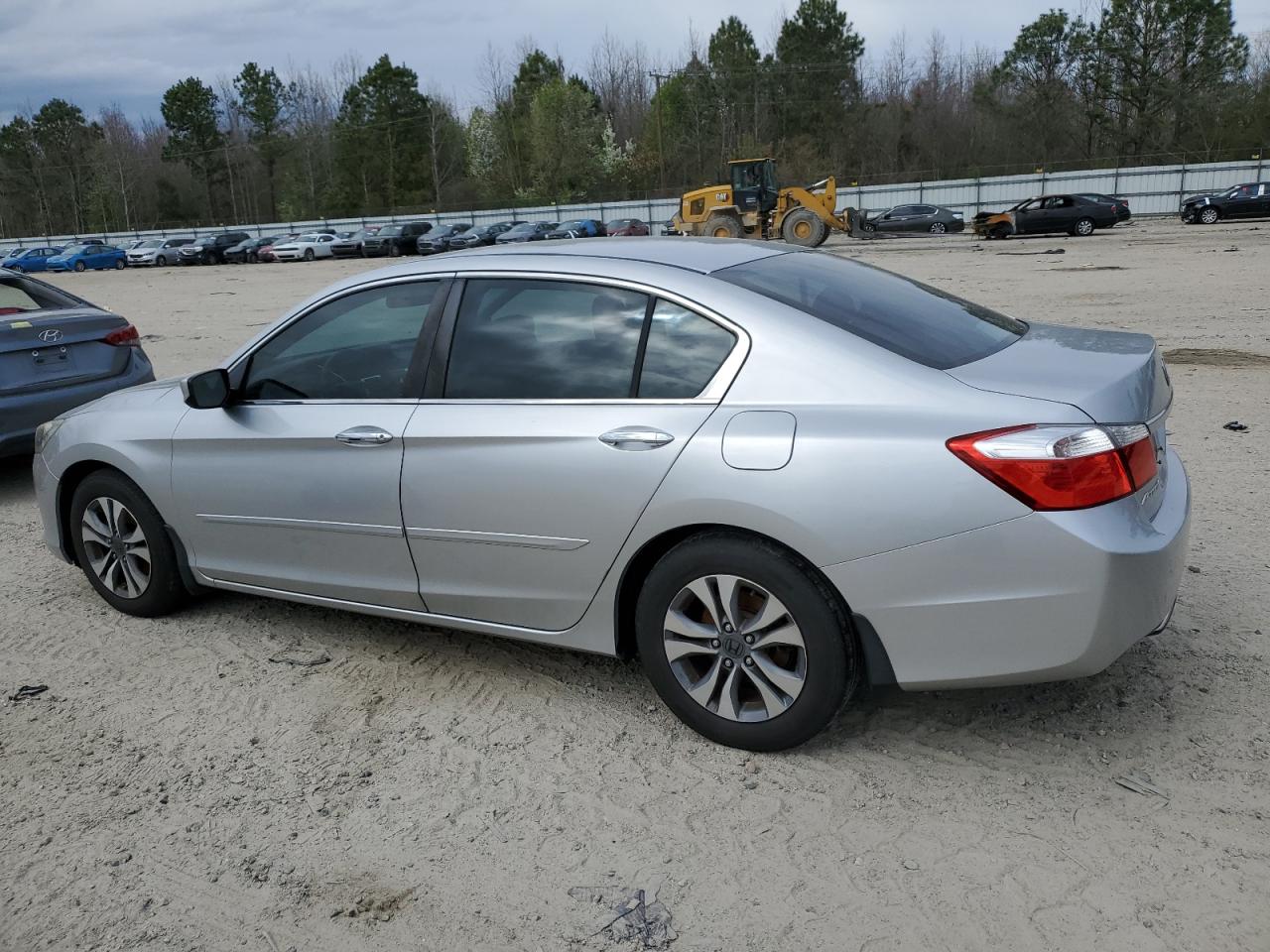 Photo 1 VIN: 1HGCR2F37EA014206 - HONDA ACCORD 