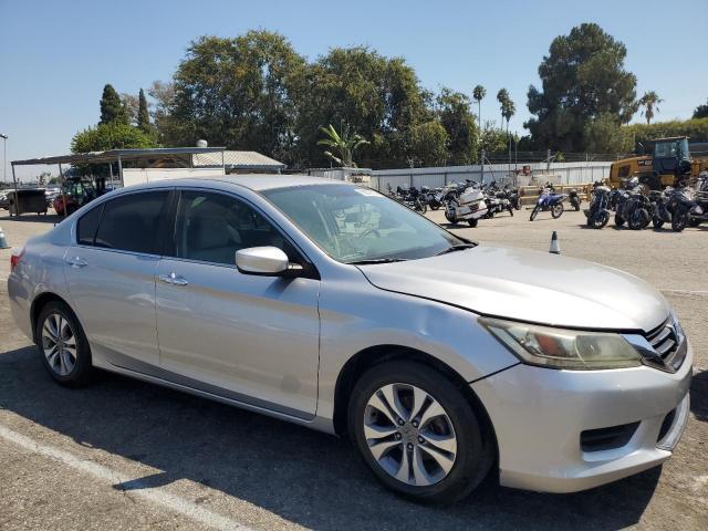 Photo 3 VIN: 1HGCR2F37EA068492 - HONDA ACCORD LX 