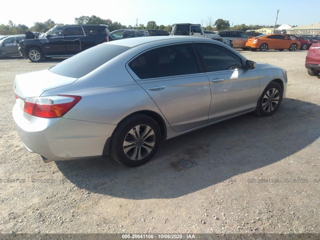 Photo 3 VIN: 1HGCR2F37EA096132 - HONDA ACCORD SEDAN 