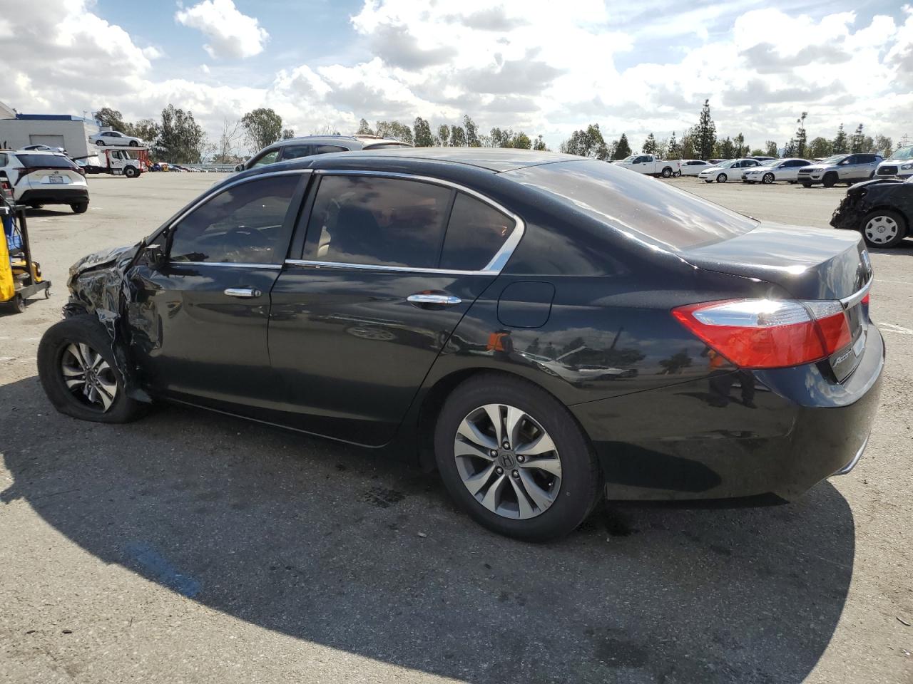 Photo 1 VIN: 1HGCR2F37EA111860 - HONDA ACCORD 