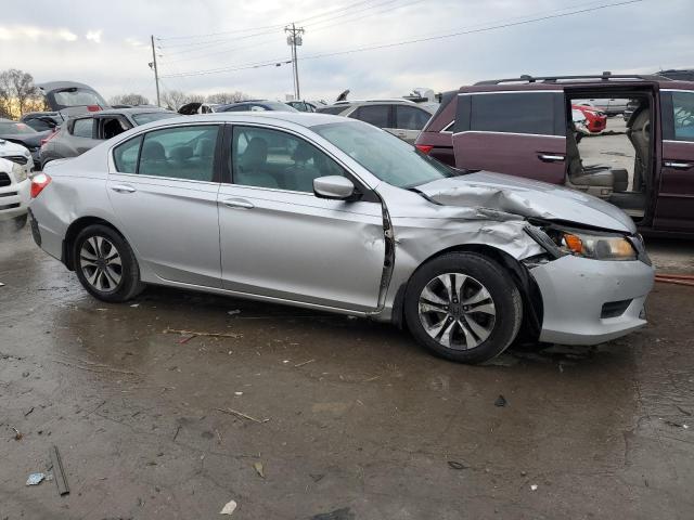 Photo 3 VIN: 1HGCR2F37EA120221 - HONDA ACCORD 