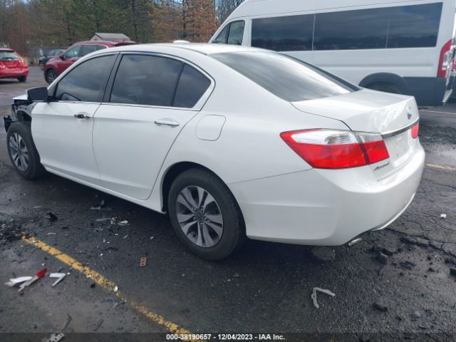 Photo 2 VIN: 1HGCR2F37EA181424 - HONDA ACCORD 