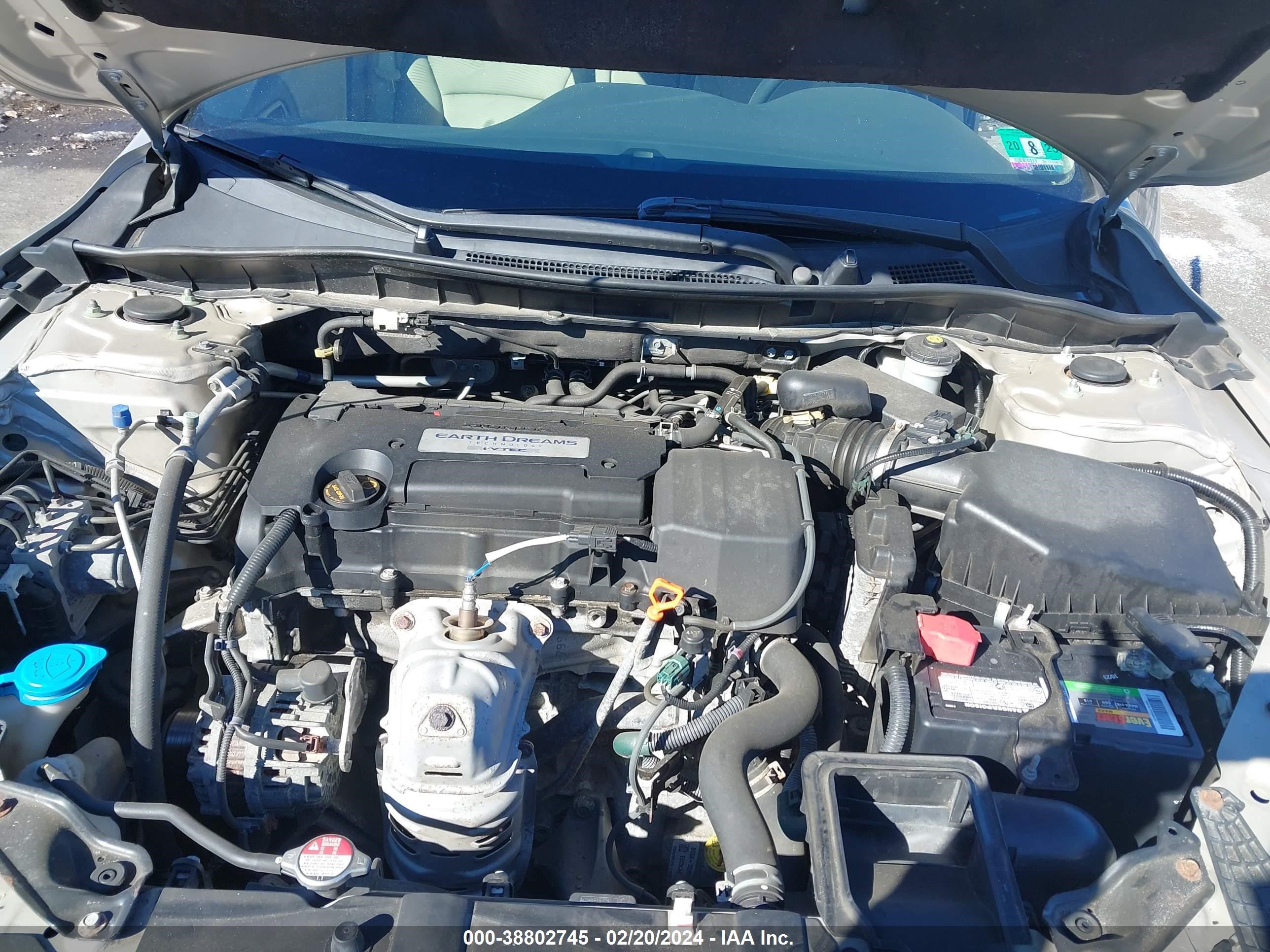 Photo 9 VIN: 1HGCR2F37EA209142 - HONDA ACCORD 