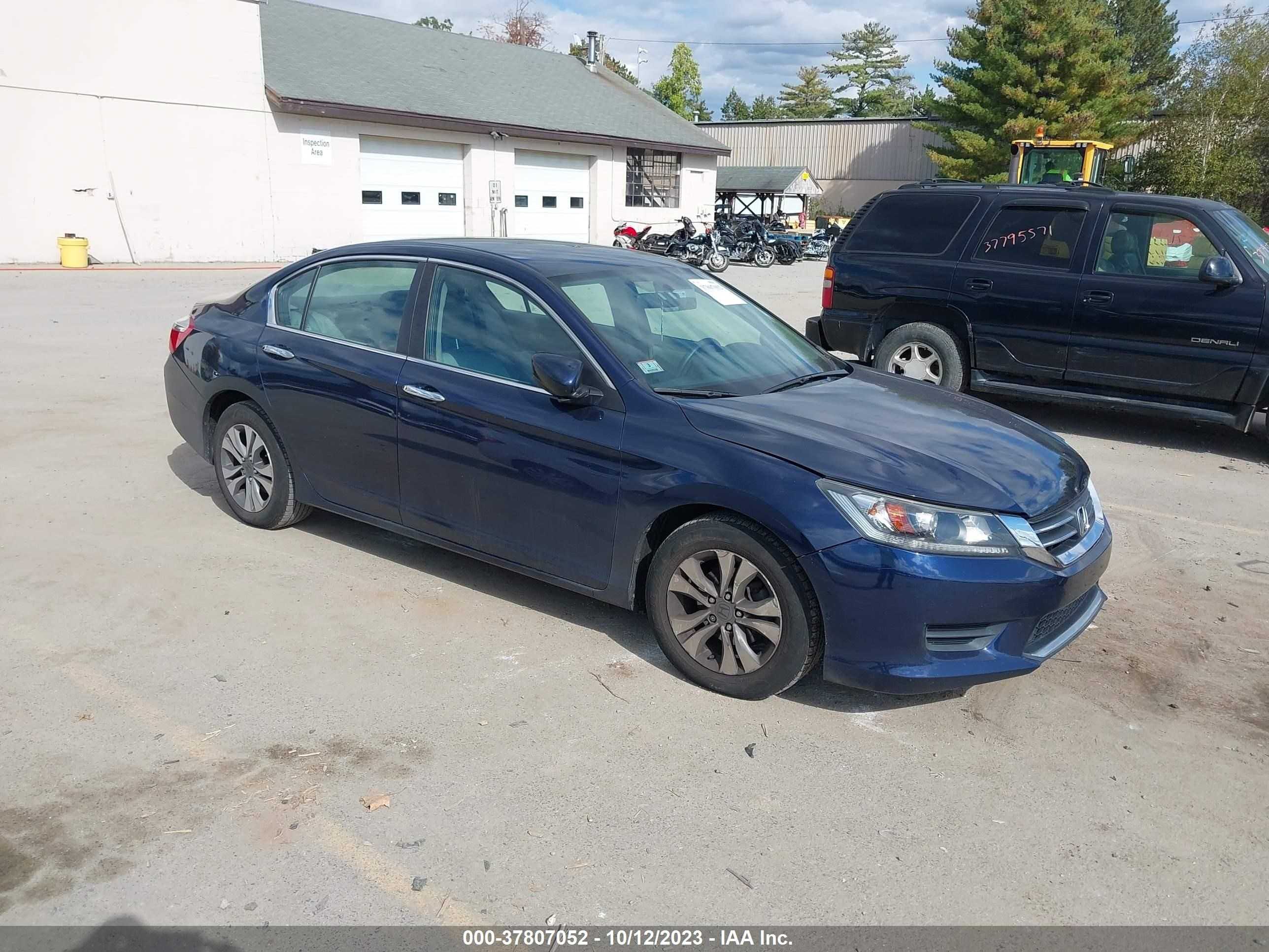 Photo 0 VIN: 1HGCR2F37EA307975 - HONDA ACCORD 