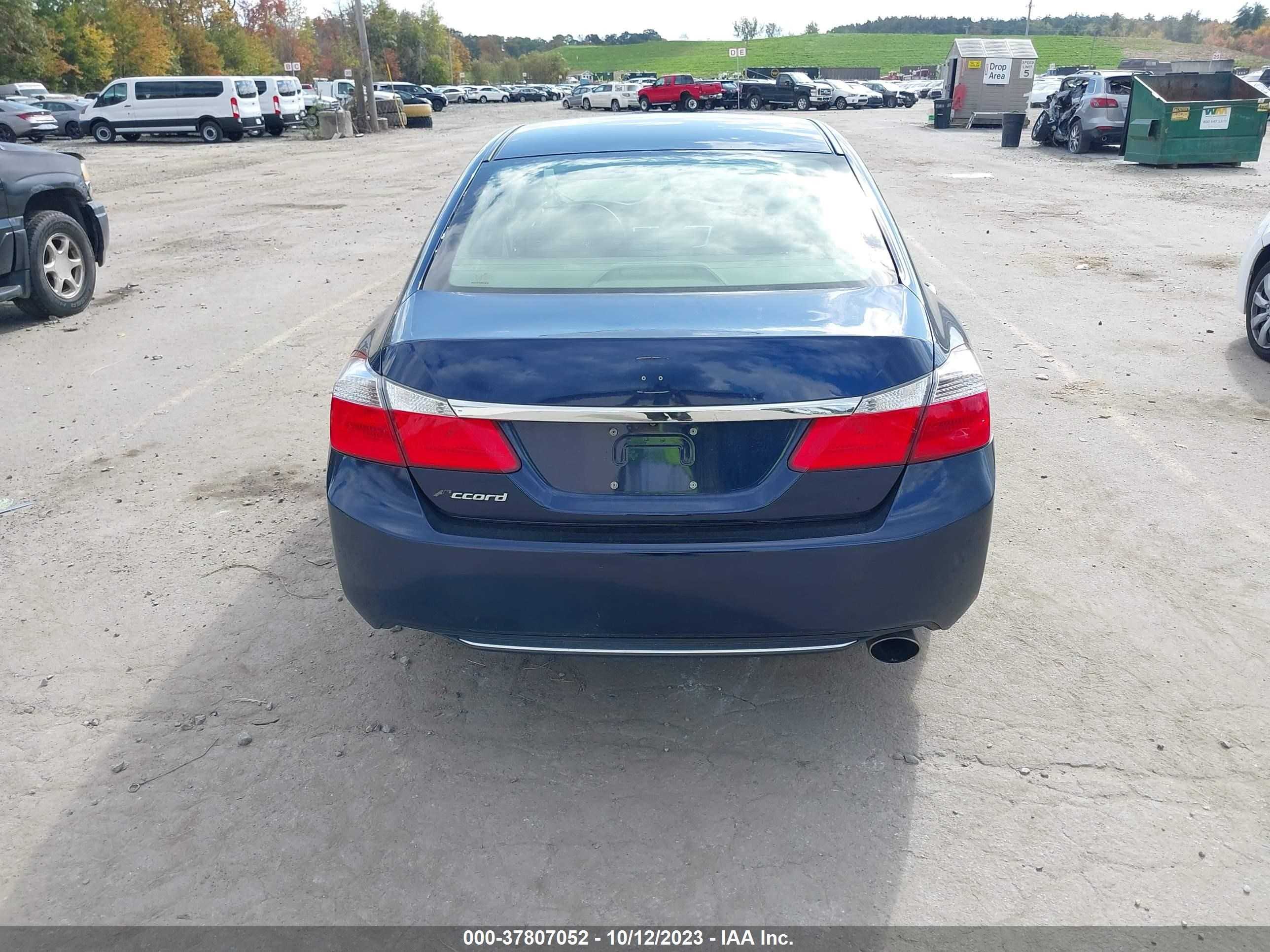 Photo 15 VIN: 1HGCR2F37EA307975 - HONDA ACCORD 