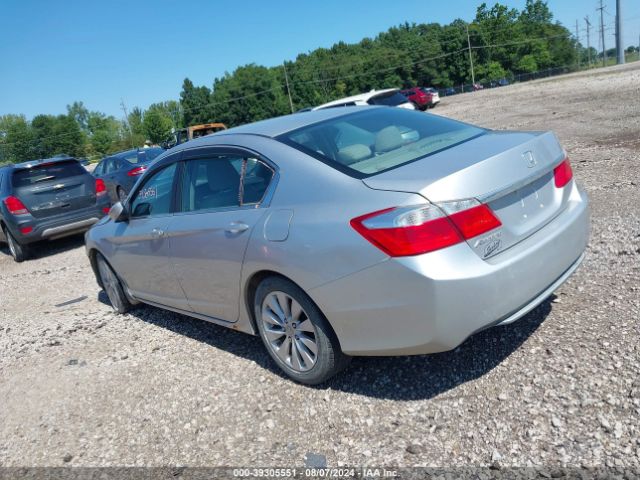 Photo 2 VIN: 1HGCR2F37EA803892 - HONDA ACCORD 