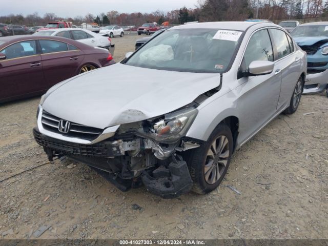 Photo 5 VIN: 1HGCR2F37FA000842 - HONDA ACCORD 