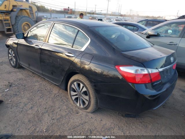 Photo 2 VIN: 1HGCR2F37FA026325 - HONDA ACCORD SEDAN 