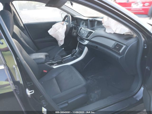 Photo 4 VIN: 1HGCR2F37FA026325 - HONDA ACCORD SEDAN 