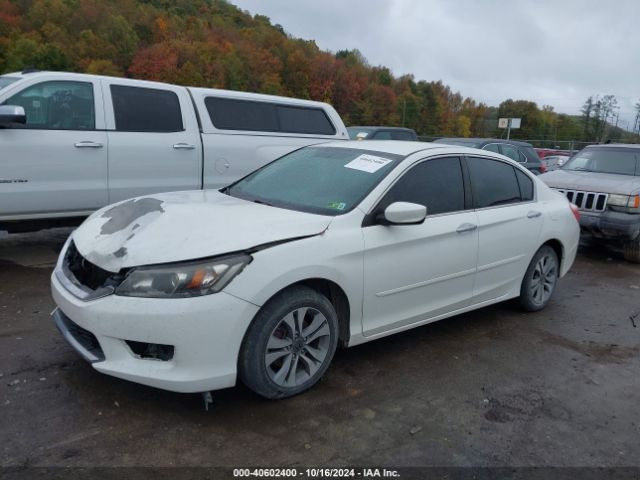 Photo 1 VIN: 1HGCR2F37FA026972 - HONDA ACCORD 