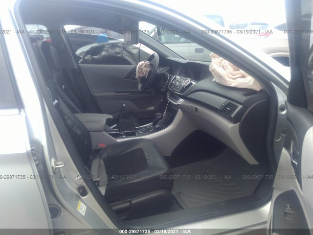 Photo 4 VIN: 1HGCR2F37FA067425 - HONDA ACCORD SEDAN 