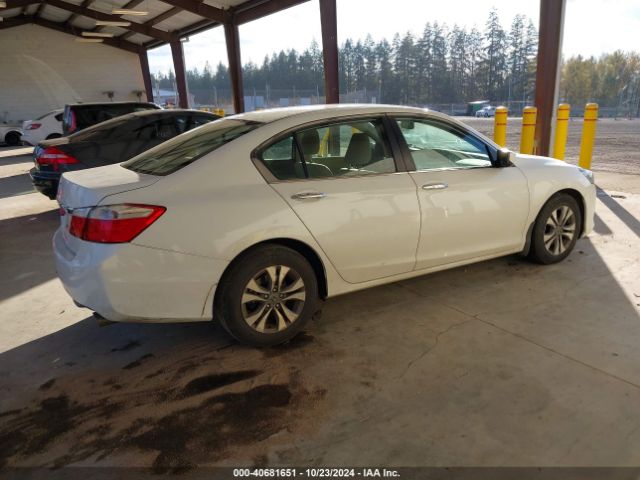 Photo 3 VIN: 1HGCR2F37FA090266 - HONDA ACCORD 