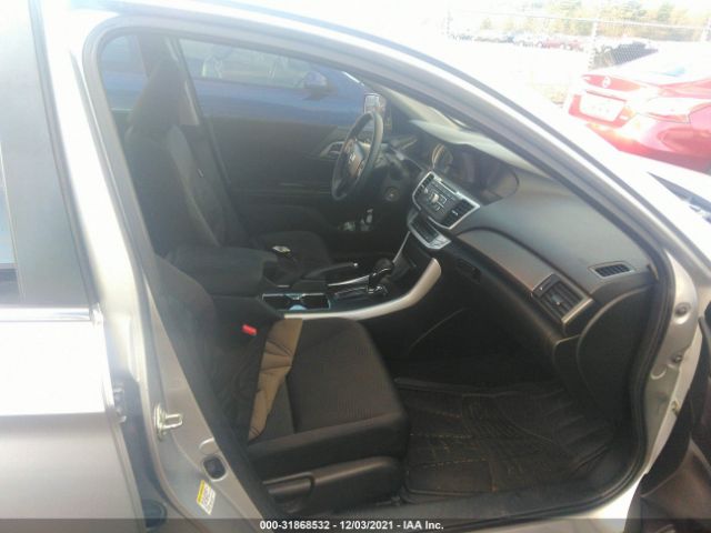 Photo 4 VIN: 1HGCR2F37FA100276 - HONDA ACCORD SEDAN 