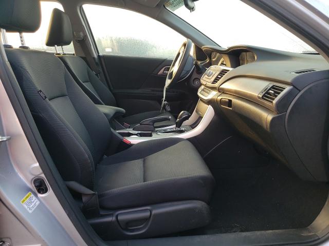 Photo 4 VIN: 1HGCR2F37FA102366 - HONDA ACCORD LX 