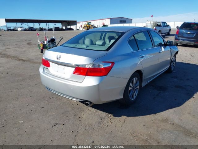 Photo 3 VIN: 1HGCR2F37FA108068 - HONDA ACCORD 