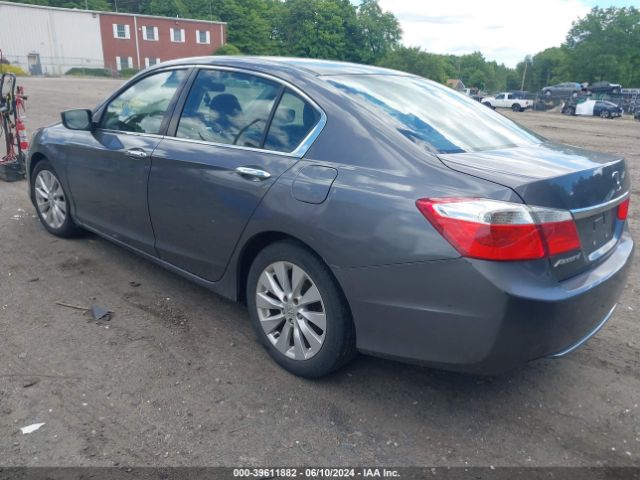 Photo 2 VIN: 1HGCR2F37FA116686 - HONDA ACCORD 