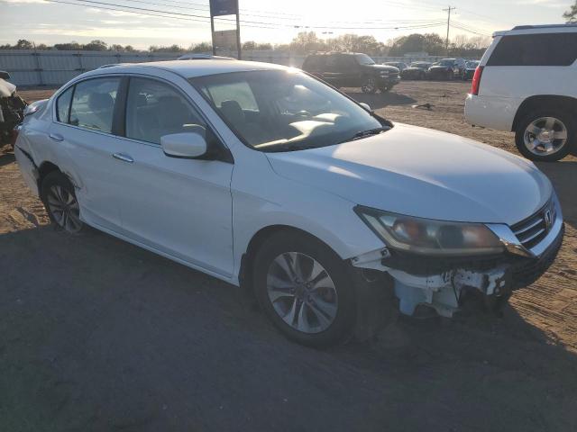 Photo 3 VIN: 1HGCR2F37FA116879 - HONDA ACCORD LX 