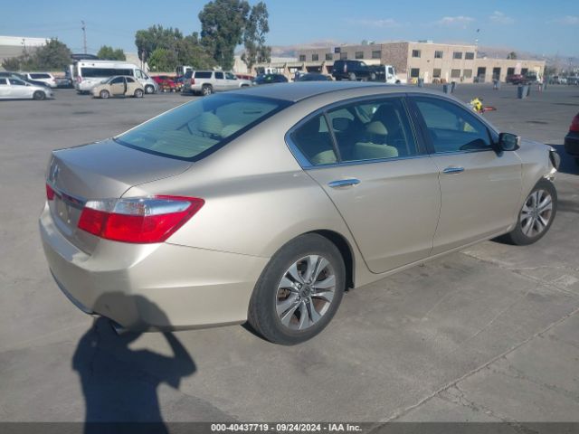 Photo 3 VIN: 1HGCR2F37FA131303 - HONDA ACCORD 