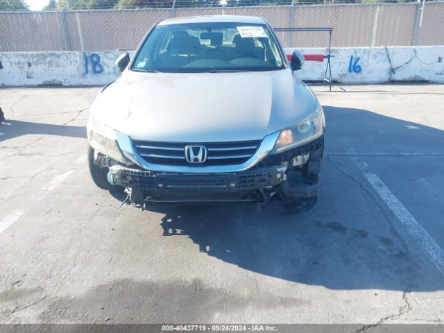 Photo 5 VIN: 1HGCR2F37FA131303 - HONDA ACCORD 