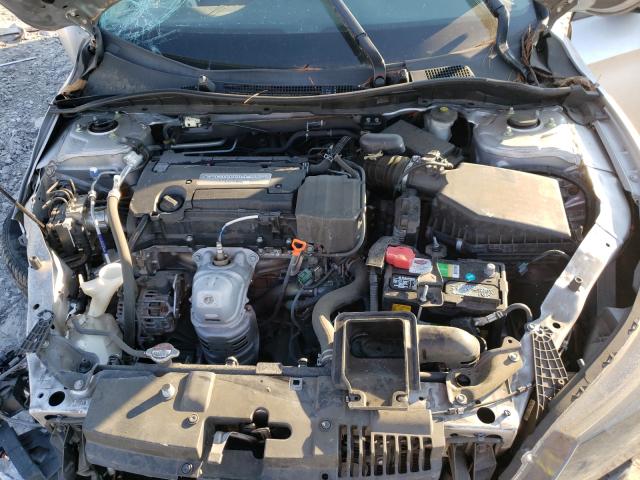 Photo 6 VIN: 1HGCR2F37FA136887 - HONDA ACCORD LX 