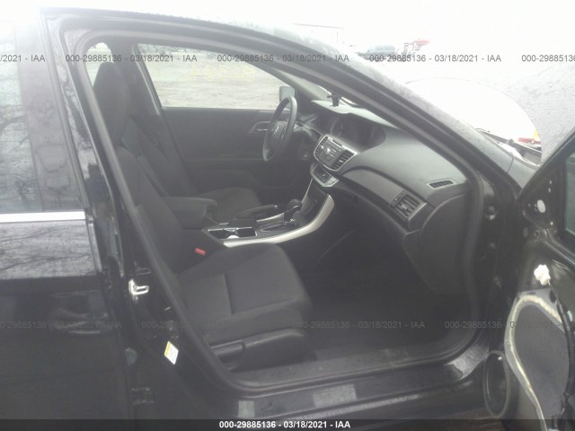 Photo 4 VIN: 1HGCR2F37FA137781 - HONDA ACCORD 