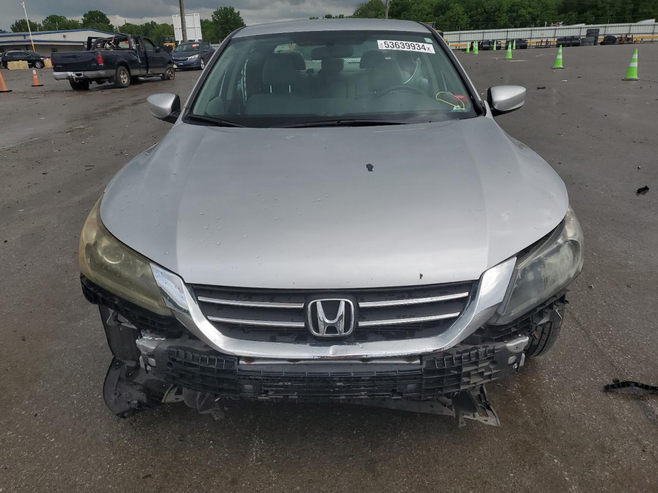 Photo 4 VIN: 1HGCR2F37FA183305 - HONDA ACCORD 