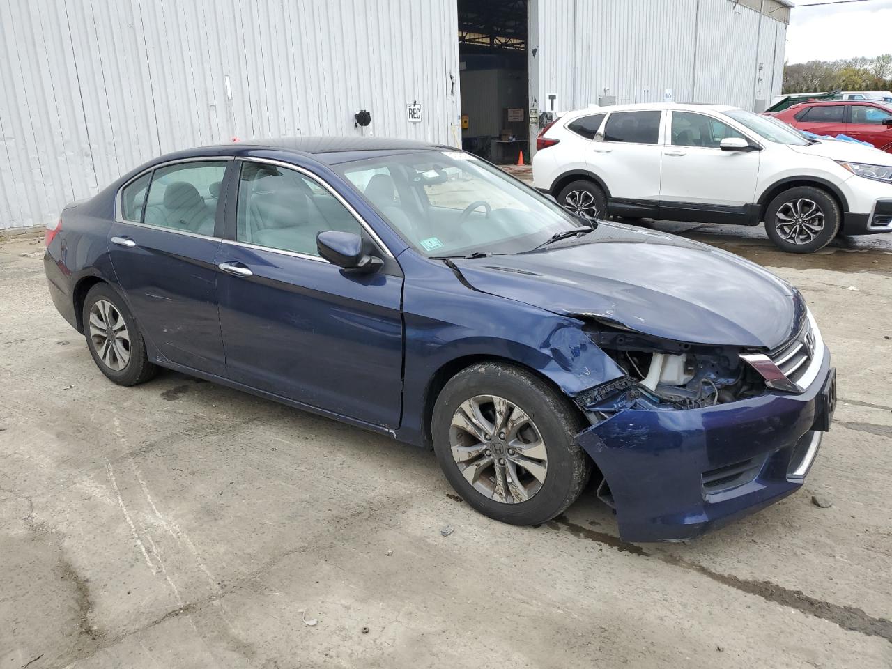 Photo 3 VIN: 1HGCR2F37FA203889 - HONDA ACCORD 