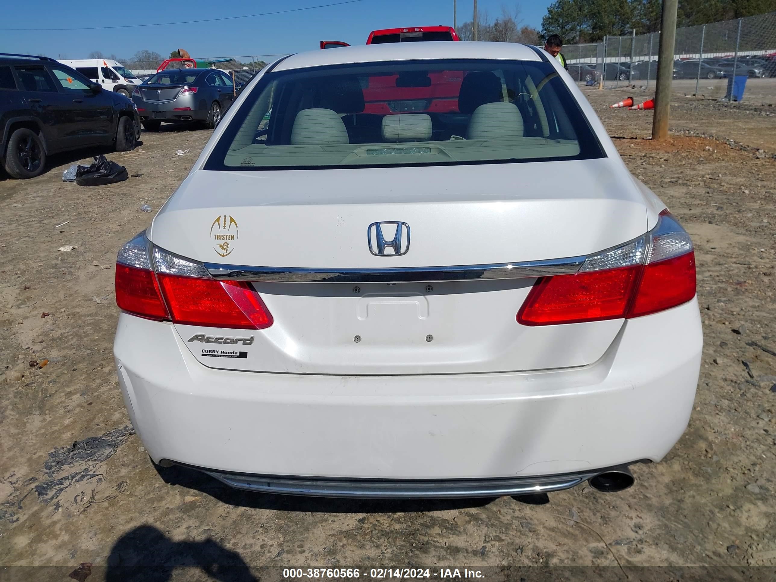 Photo 15 VIN: 1HGCR2F37FA204038 - HONDA ACCORD 