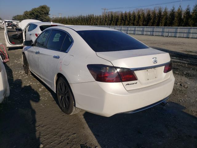 Photo 2 VIN: 1HGCR2F37FA231725 - HONDA ACCORD LX 