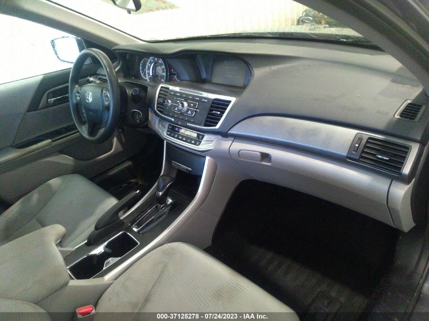 Photo 4 VIN: 1HGCR2F37FA267351 - HONDA ACCORD 