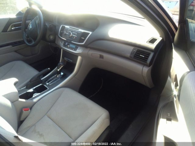 Photo 4 VIN: 1HGCR2F37FA268760 - HONDA ACCORD SEDAN 