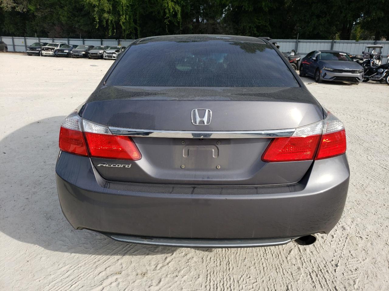 Photo 5 VIN: 1HGCR2F37FA269665 - HONDA ACCORD 