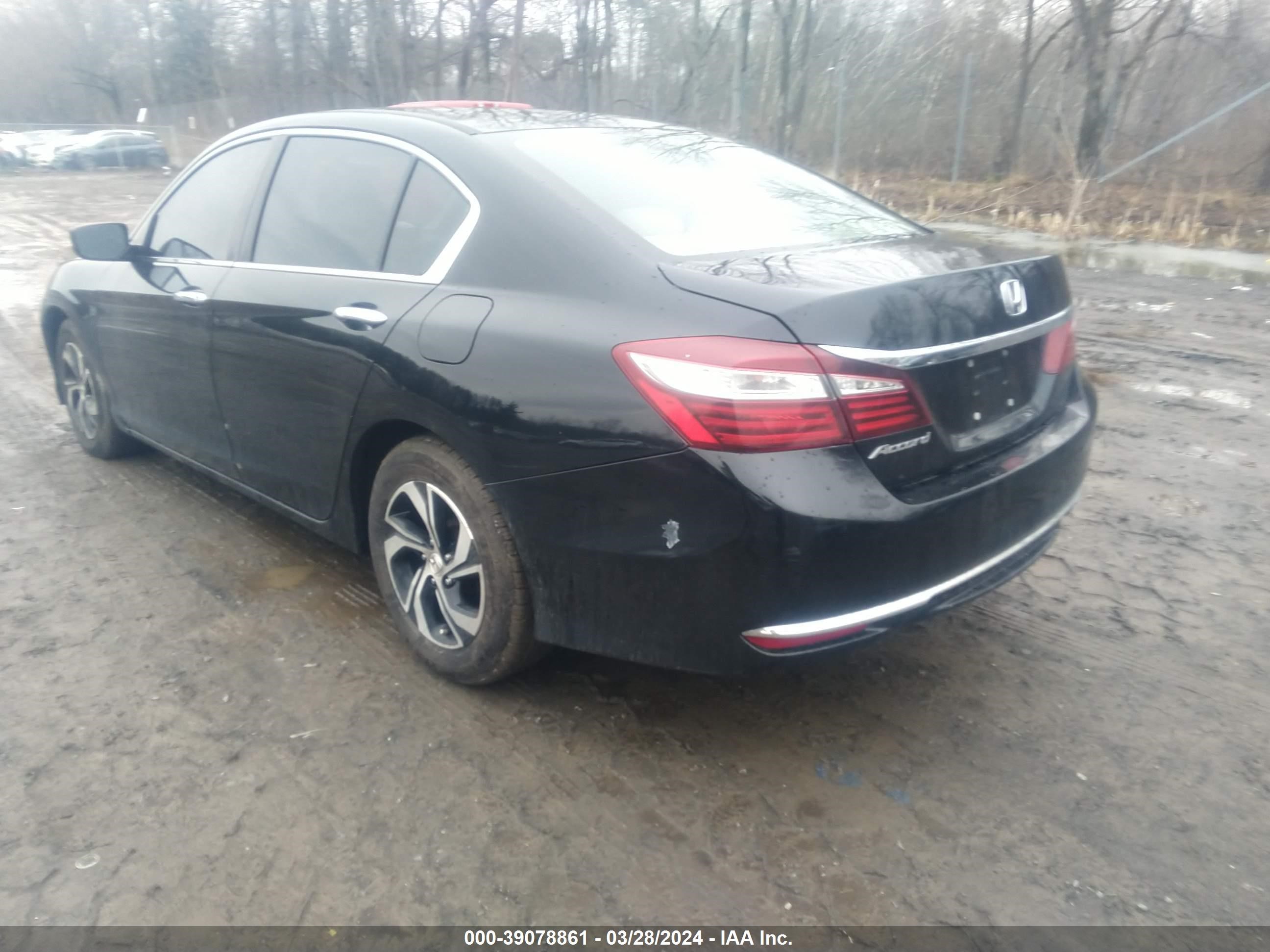 Photo 2 VIN: 1HGCR2F37GA019280 - HONDA ACCORD 