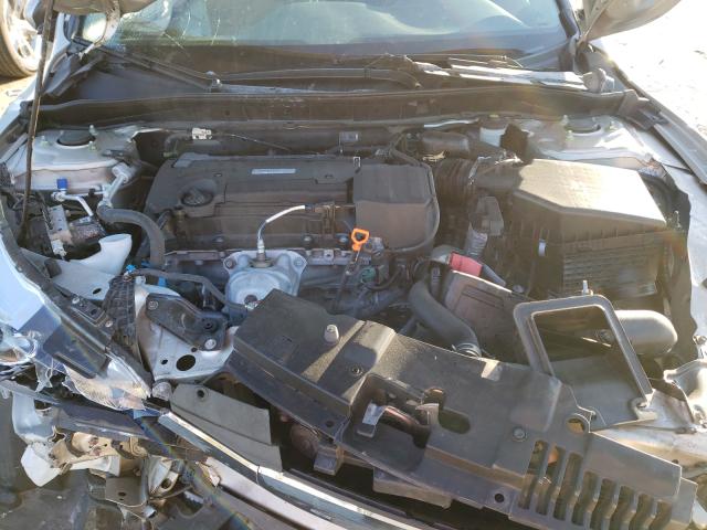 Photo 6 VIN: 1HGCR2F37GA061674 - HONDA ACCORD LX 