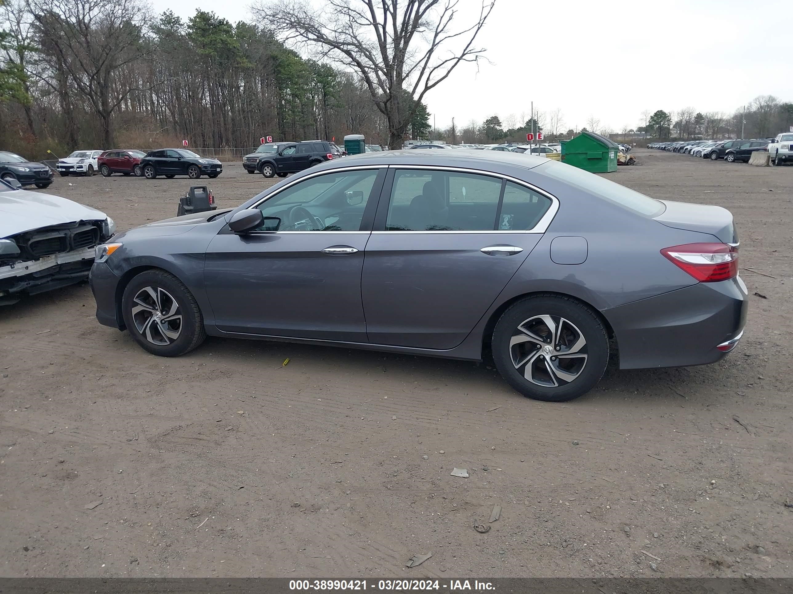 Photo 13 VIN: 1HGCR2F37GA072531 - HONDA ACCORD 