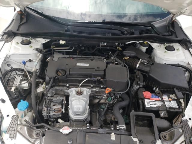 Photo 6 VIN: 1HGCR2F37GA135045 - HONDA ACCORD LX 